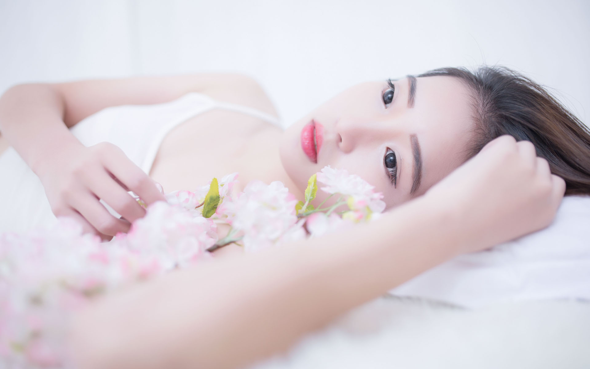 国产精品久久九九久久综合-日韩激情在线视频一区-人妻天天爽夜夜爽欧美色-欧美日韩亚洲氩谙-成人免费激情在线观看视频-色婷婷六月亚洲婷婷丁香-久久香蕉播放区三-西行纪之重生篇在线观看|铁路隧道里的坚守：高温天穿秋裤，日行万步护通行安全